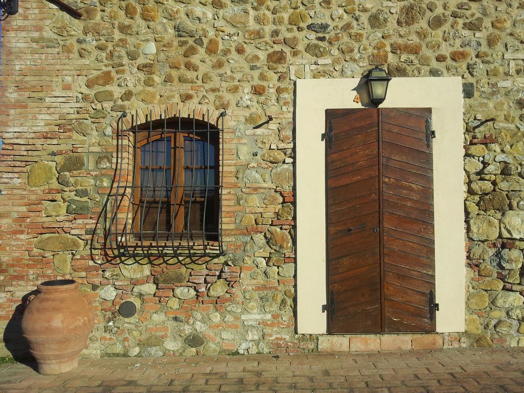 Agriturismo Ragoncino Lajatico Exterior photo